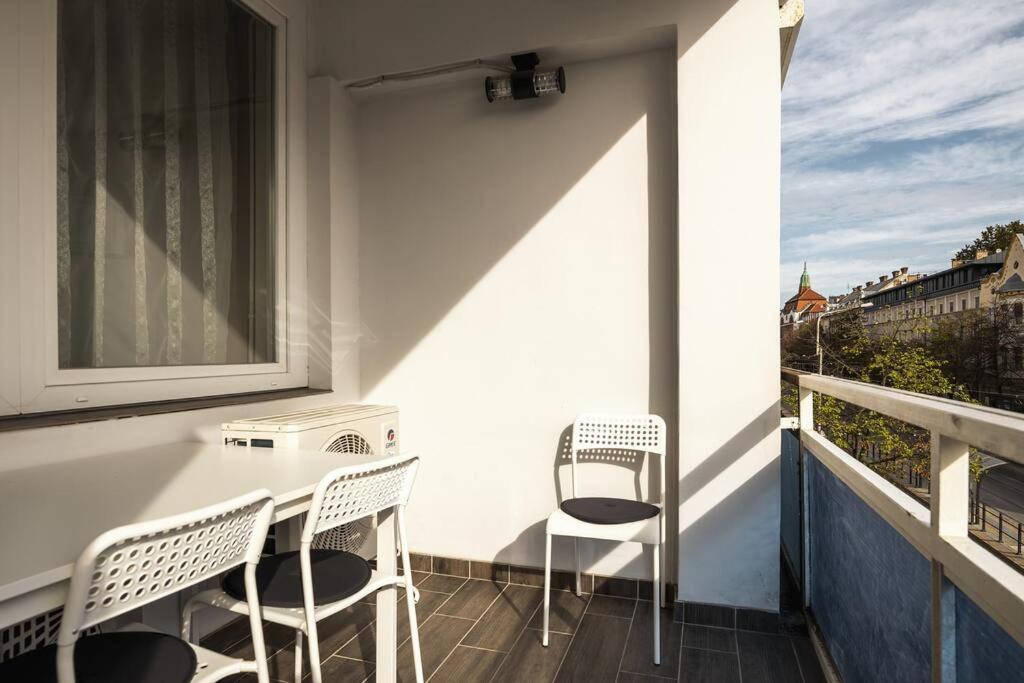 Petofi Family Apartman Дебрецен Экстерьер фото